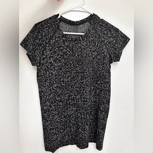 Swiftly Tech Short-Sleeve Shirt
